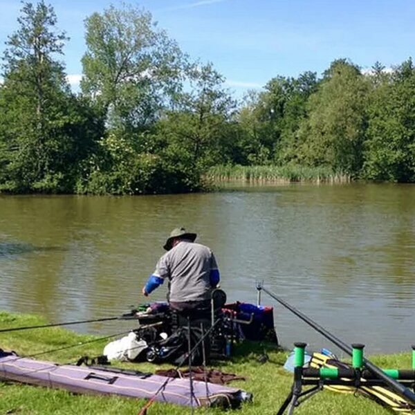 Rood Ashton Fishery in Wiltshire