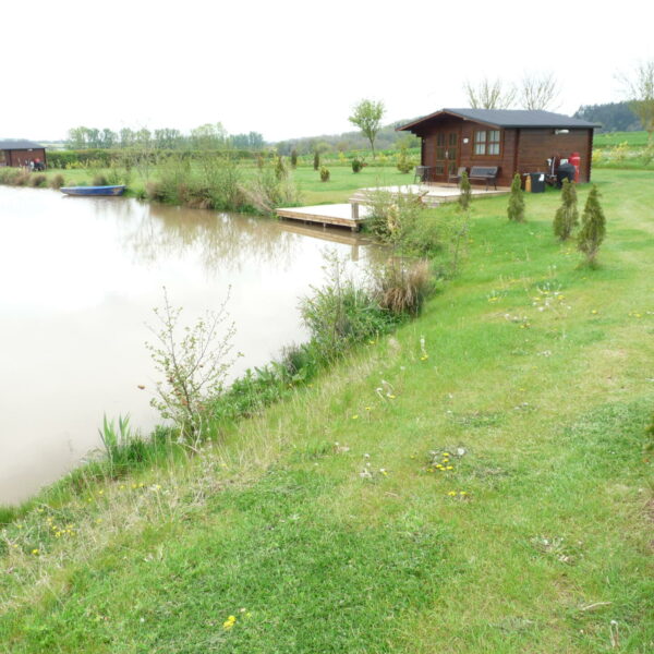Crabtrees Lake at Countryside Cabins fishery in Herefordshire