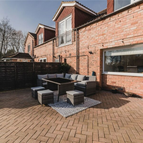 Butterswood Lodge, holiday lets, fishery and stables for sale in North Lincolnshire