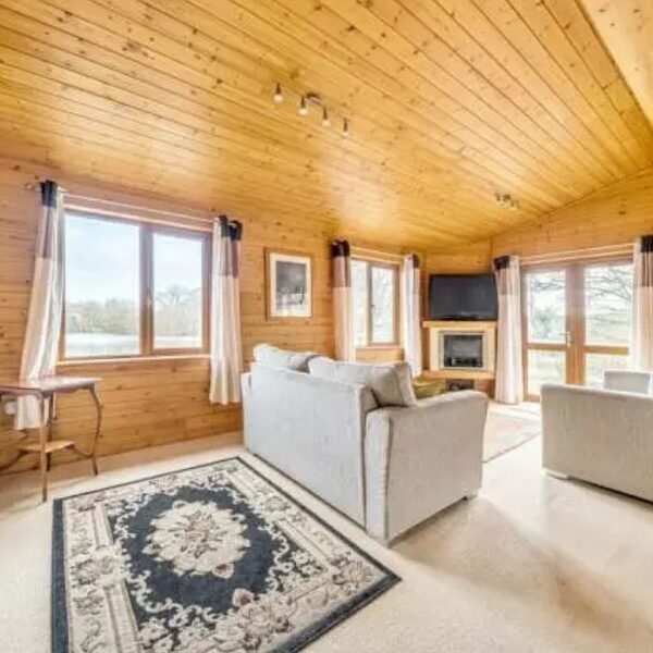 Pomona Orchard Lakes lakeside park home for sale with fishing