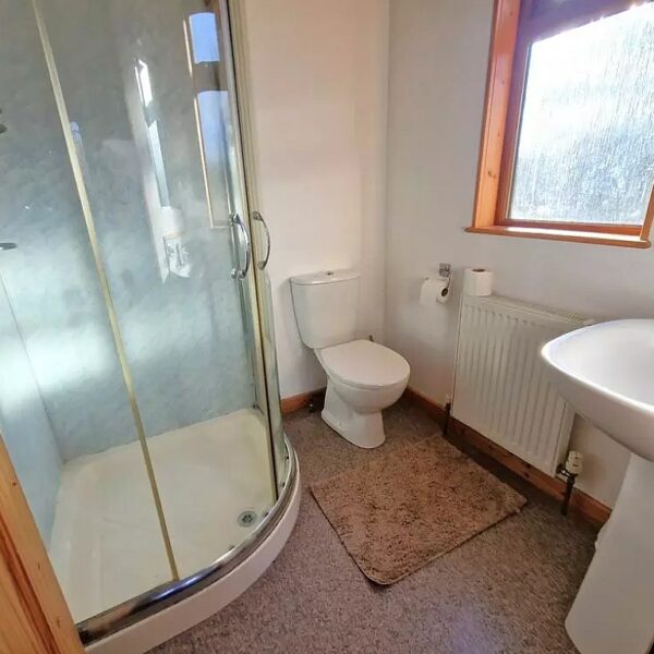 Pomona Orchard Lakes lakeside park home for sale with fishing