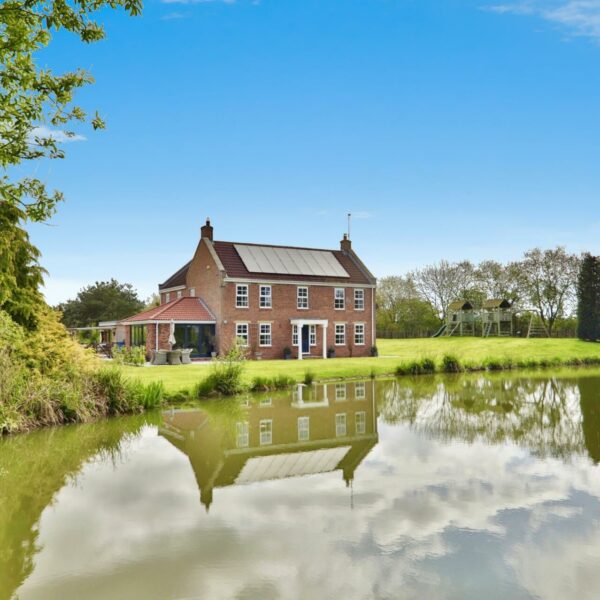 Lake View House