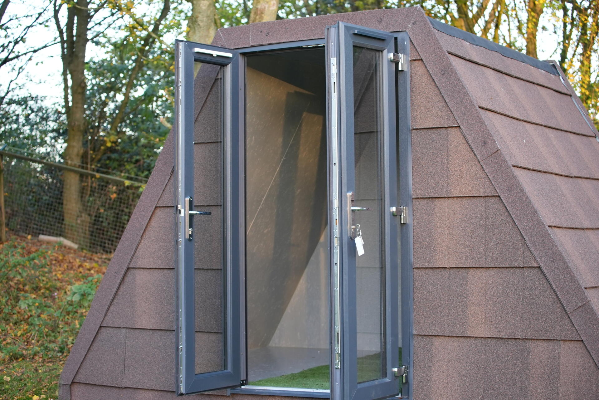 Tardis Angling Pods