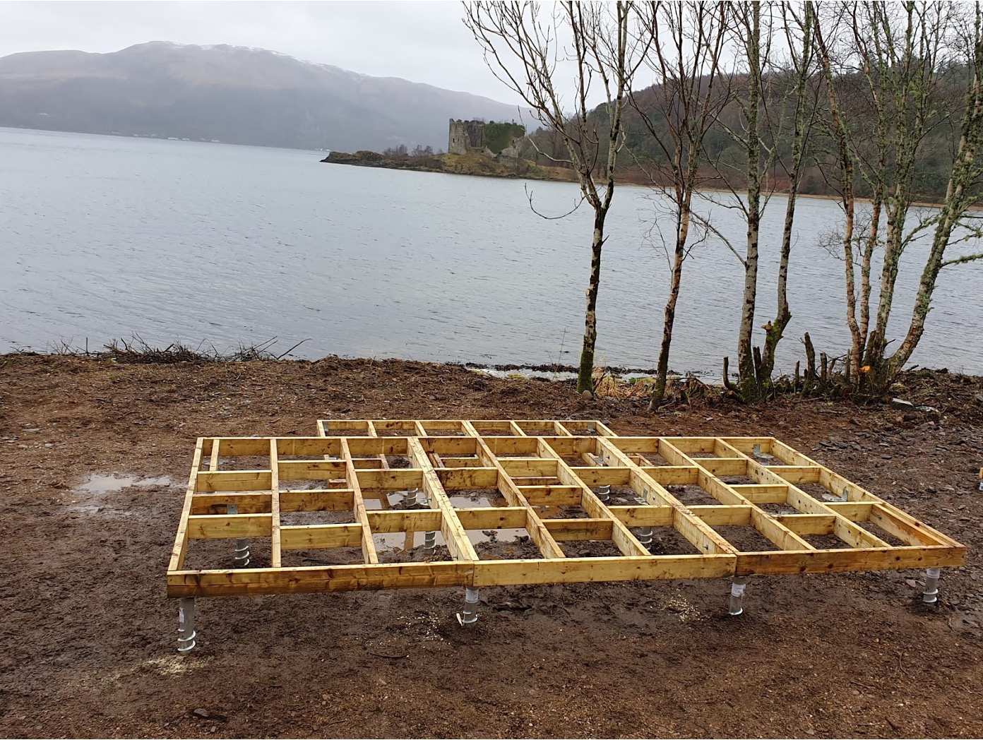This loch side installation was remote and it was not possible to use concrete. Ground Screws saved the day and were quicker and cheaper to install.
