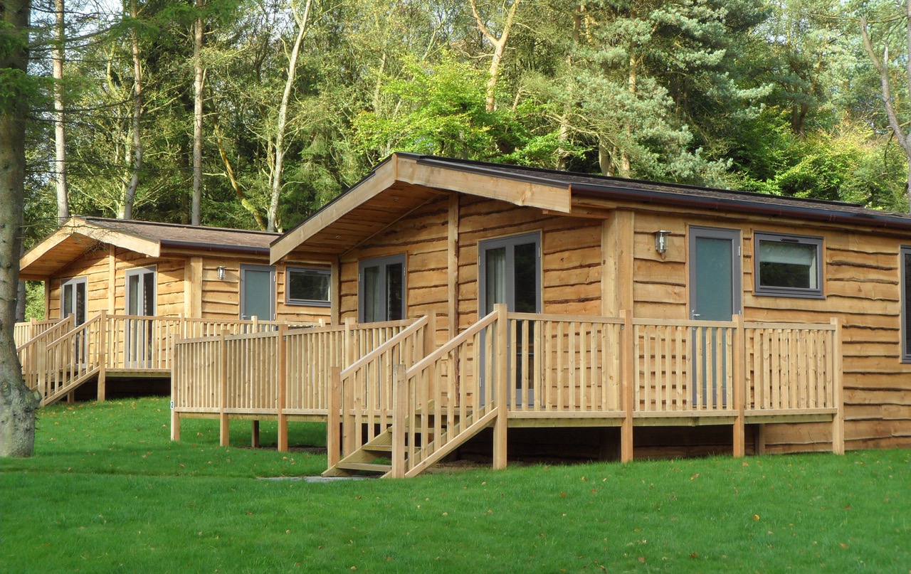 Pinelog: Bespoke British Luxury Lodges